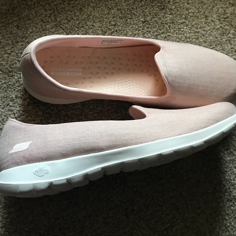 Skechers Go Walk Lite Slip-On Skimmer Shoe - Amore